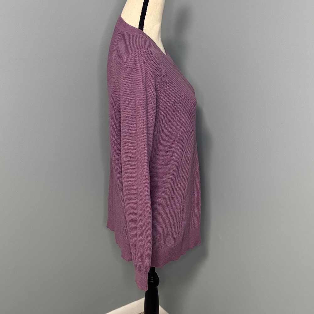 Eddie Bauer Women's Purple Crew Neck Sweater Sz L - Picture 3 of 6